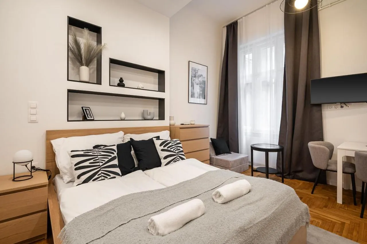 Apartament S6- Boutique Suites, Best Location By Bqa Budapeszt